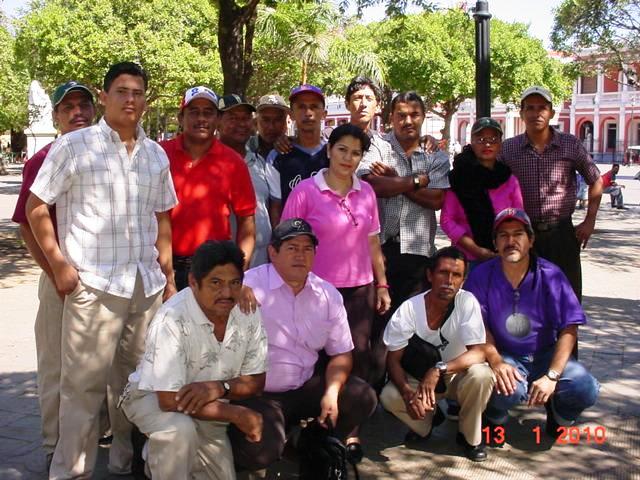 Trabajadores despedidos y reintegrados.jpg
